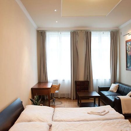 Velky Apartman 브라티슬라바 외부 사진