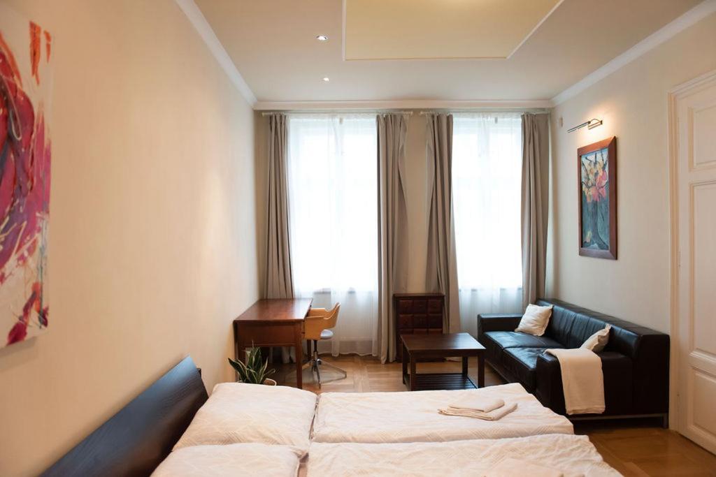 Velky Apartman 브라티슬라바 외부 사진